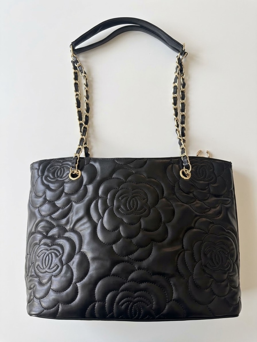 Black Floral Quilted Shoulder Tote